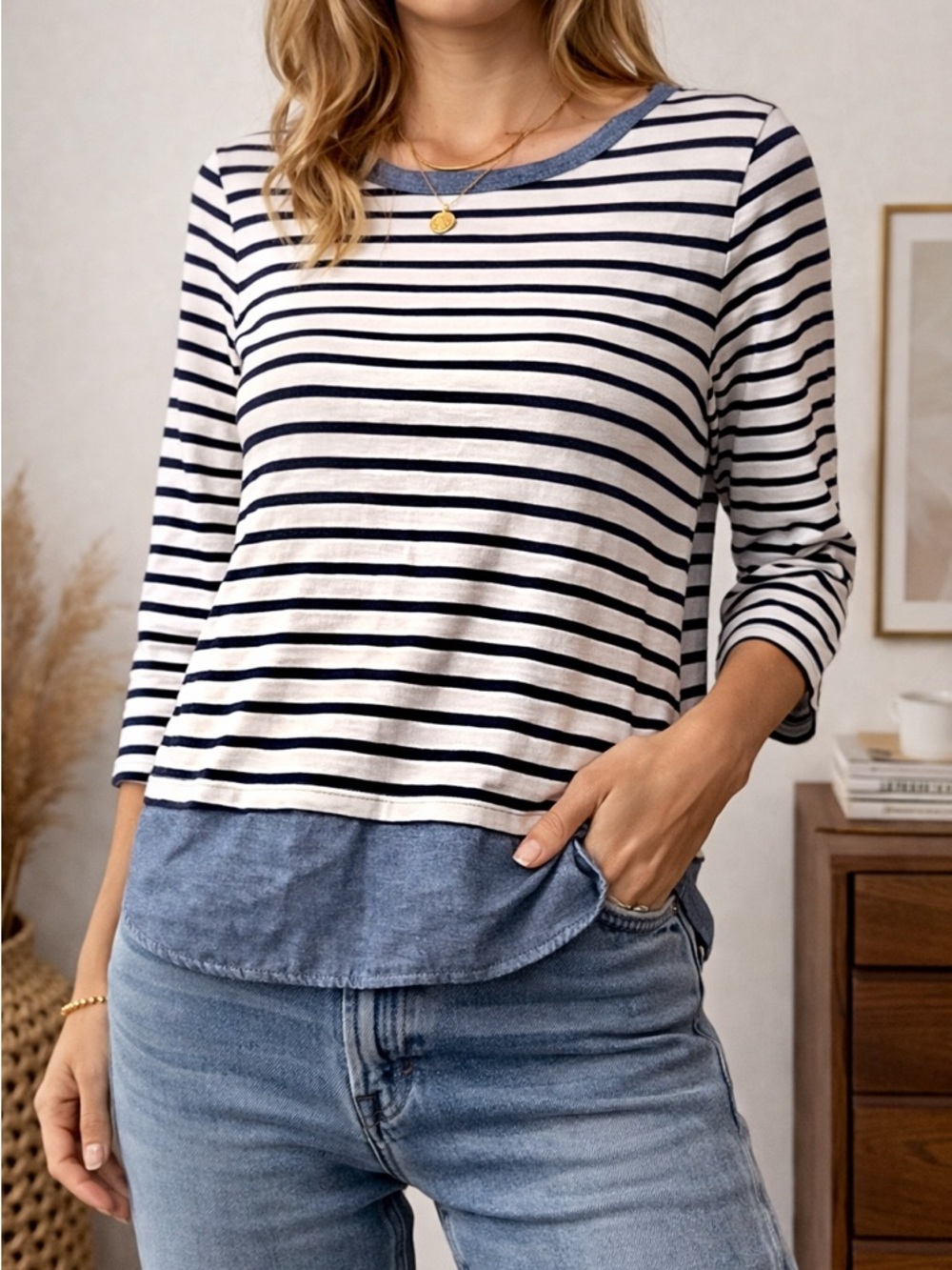 Caribbean Joe Striped Top Size Small Blue White 3/4 Sleeve Layered Hem